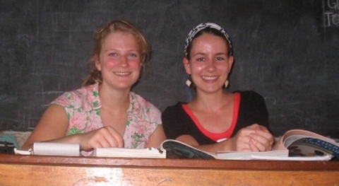 Leonie van den Heuvel en Femke de Bok
